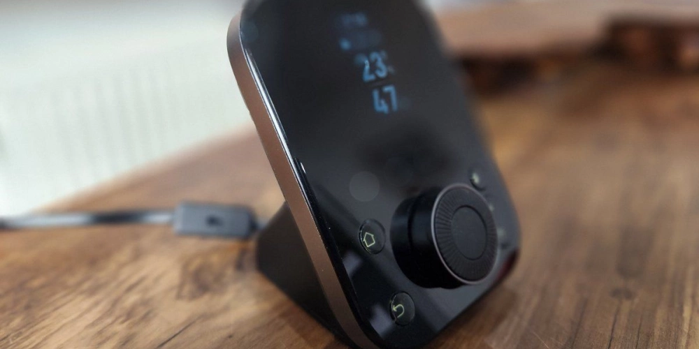 How the SwitchBot Hub 3 became the go-to smart controller in our