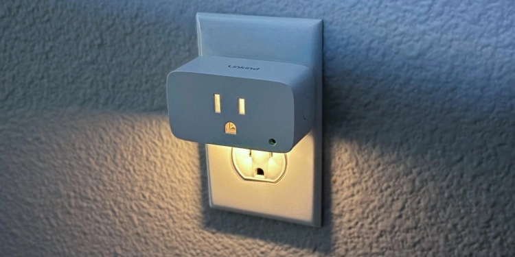Linkind matter smart plug with light review featured