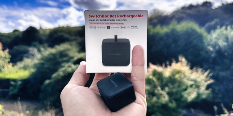 Switchboit bot rechargeable featured