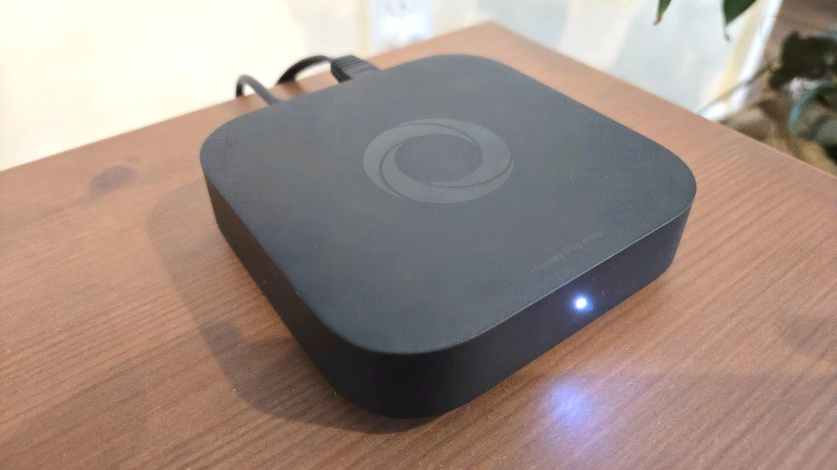 Homey pro mini smart home hub