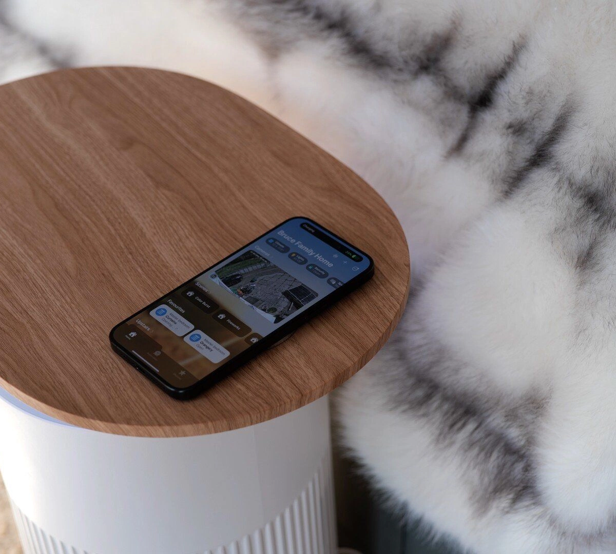 SwitchBot Air Purifier Table review: genius dual function AND
