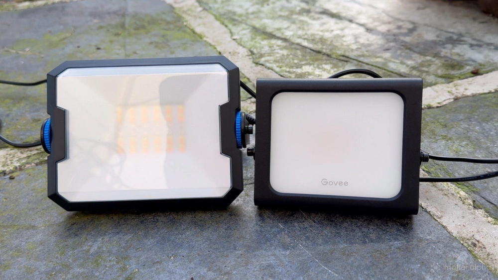 Govee outdoor flood lights 2 original vs 2 hardware comparison Govee outdoor flood lights 2 original vs 2 hardware comparison