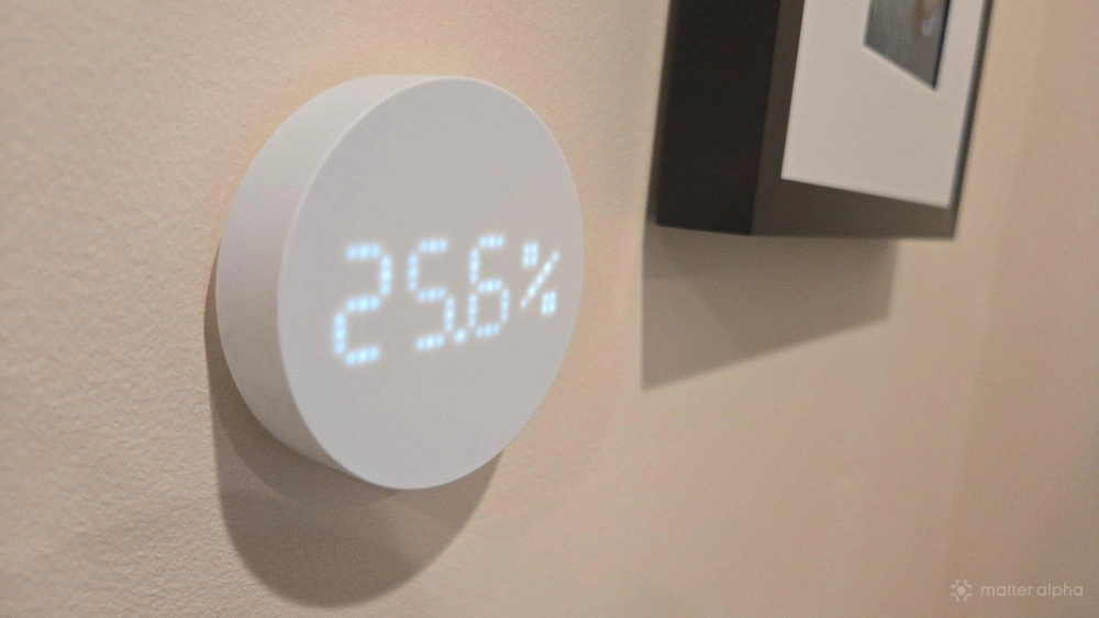 Ikea timmerflotte on a wall and displaying humidity Ikea timmerflotte on a wall and displaying humidity
