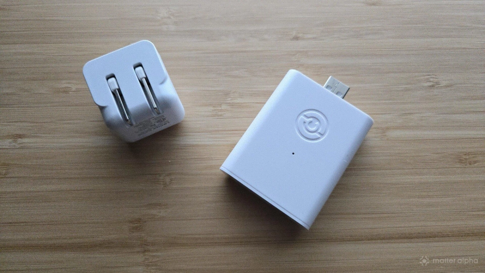 Lockly matter link on a desk Lockly matter link on a desk