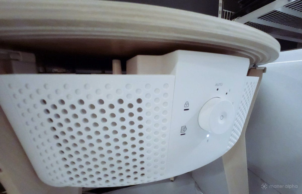 IKEA Starkvind air purifier table