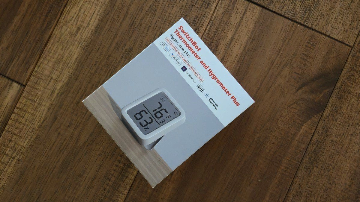 Packaging for the switchbot meter plus