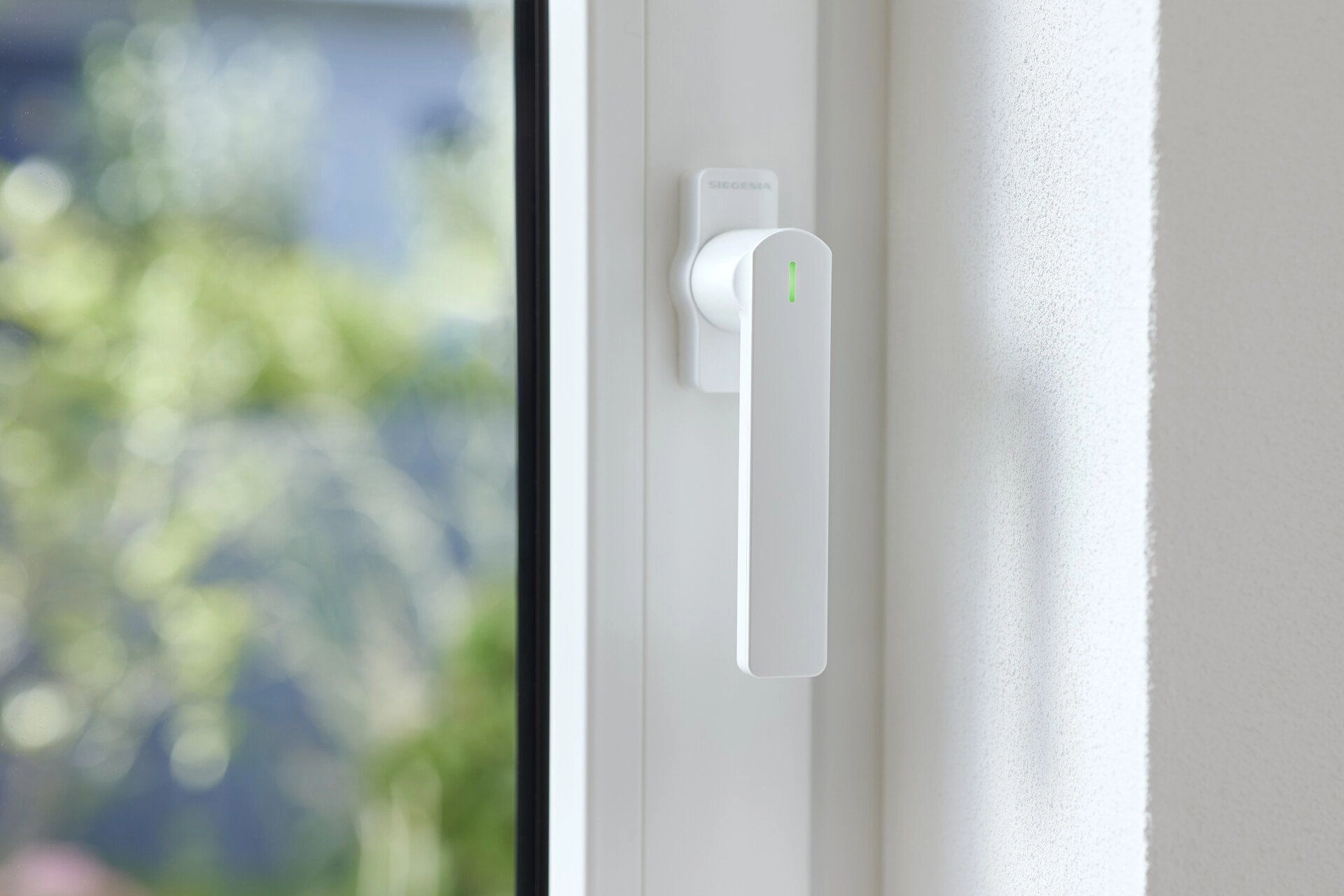 Smarter fenstergriff kf fenster wei led gr n rgbrz