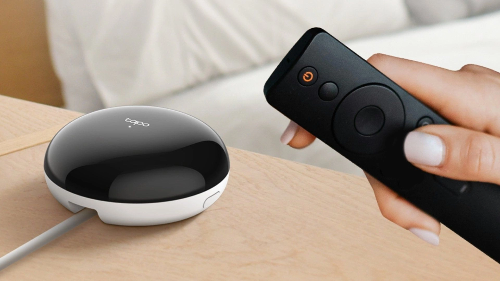 Tapo ir hub h110 lifestyle 2