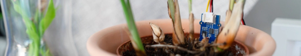 Seeed soil sensor mg24 2