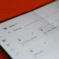 Close up of samsung smartthings on a samsung galaxy z fold 6