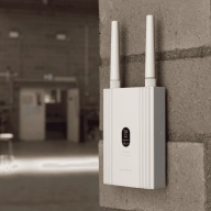 Ubiquiti’s new SuperLink Gateway HA brings professional Thread hardware to UniFi