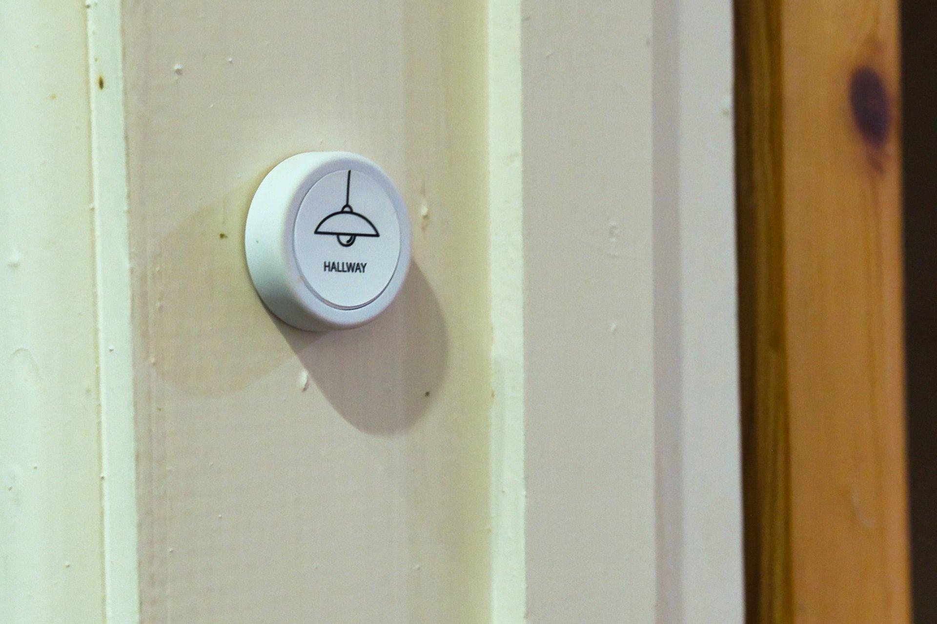 Flic 2 button review hallway light