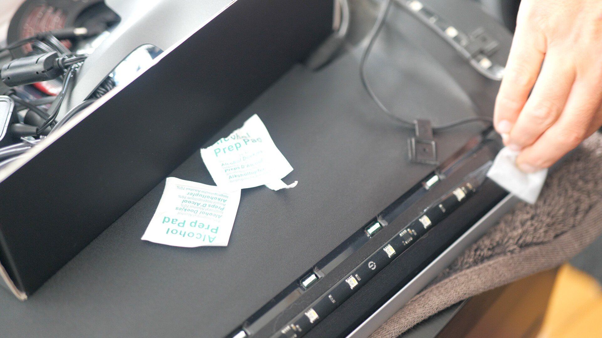 Govee tv backlight 3 pro alcohol prep pads Govee tv backlight 3 pro alcohol prep pads