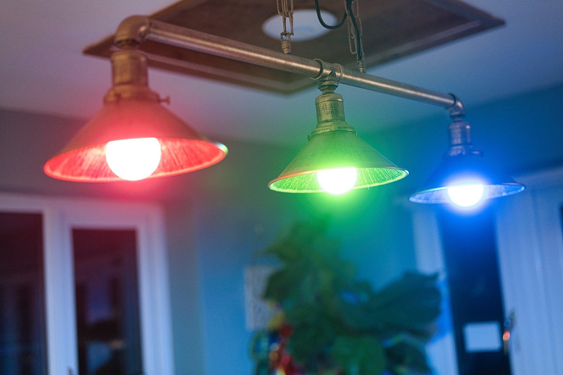 Linking a19 smart bulb review featured