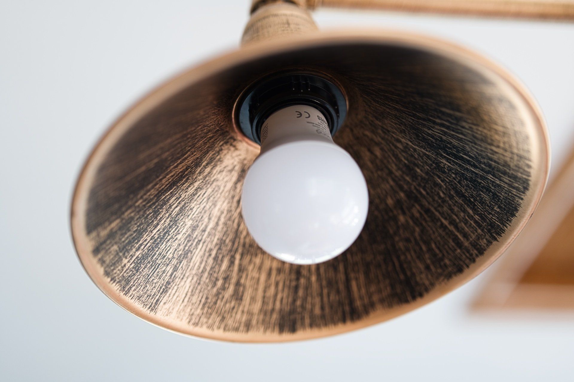 Linking a19 smart bulb review inside socket for scanning