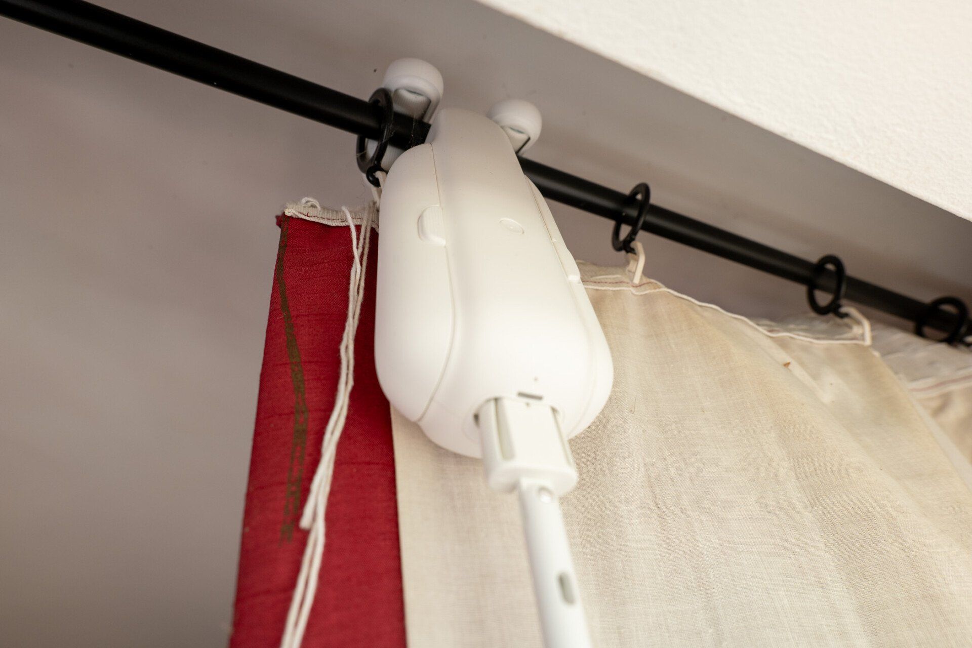 Matter alpha switchbot curtain attached to existing curtain rail
