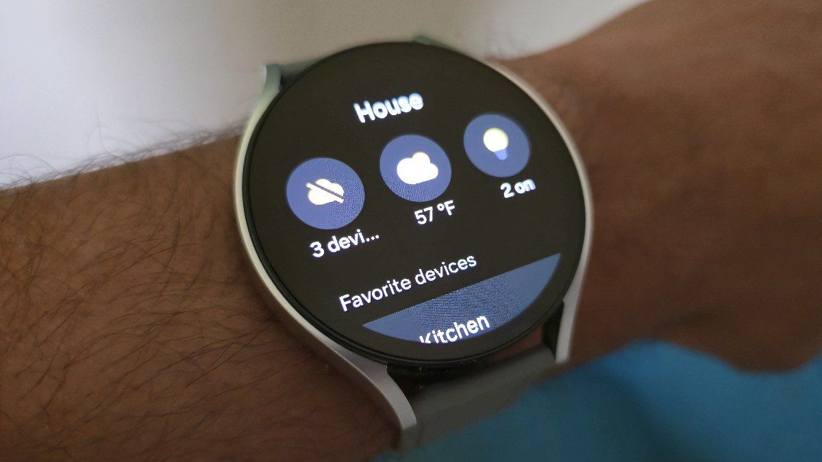 Quick details about a home in the smartthings app on a galaxy watch 6