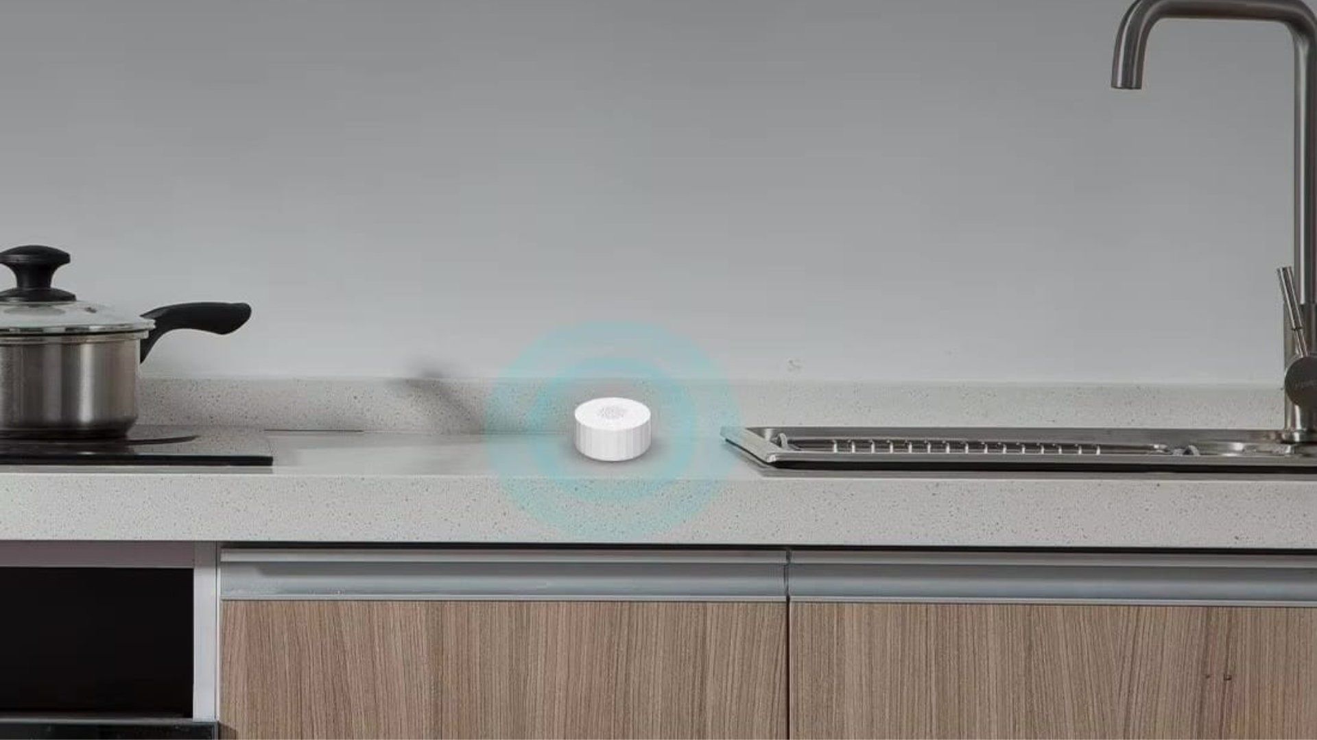 Smartsetup smart water leak sensor lifestyle
